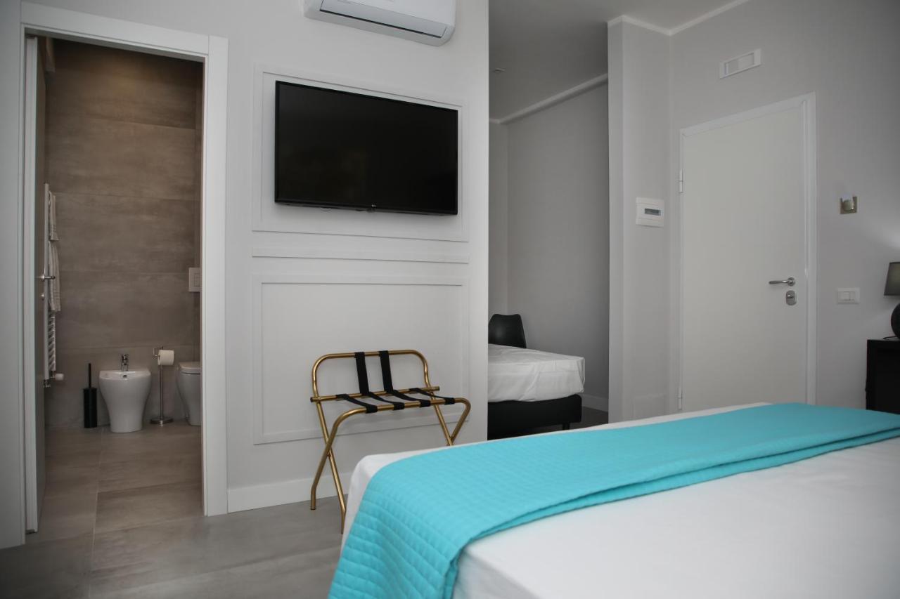 Principessa Isabella Luxury Rooms 살레르노 외부 사진